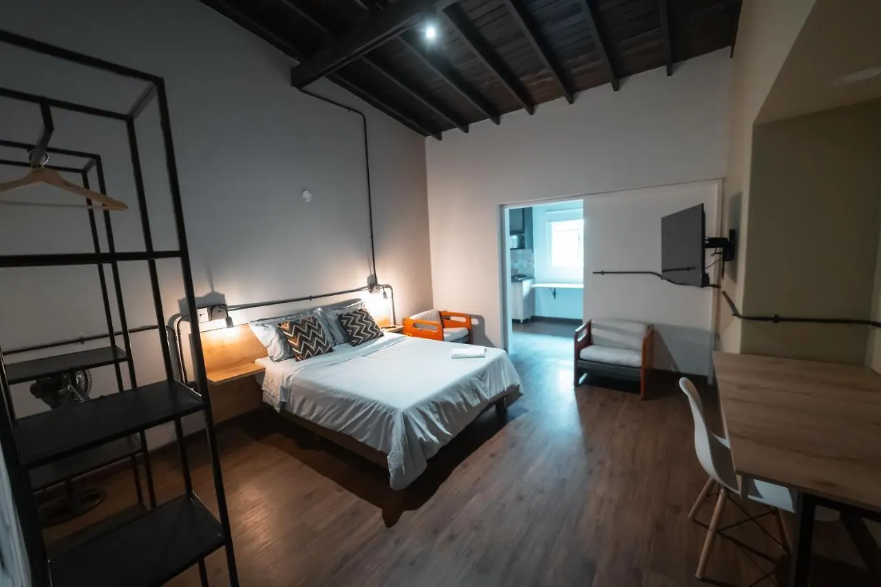 Loft Equipado En Poblado Cerca De Envigado Frn107 By Roots Rentals 메딜린