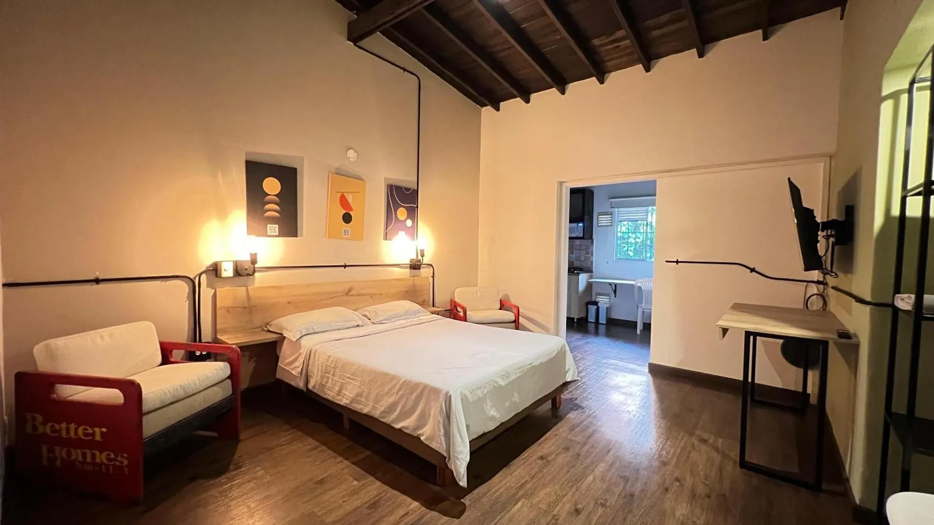 Loft Equipado En Poblado Cerca De Envigado Frn107 By Roots Rentals의 연락처