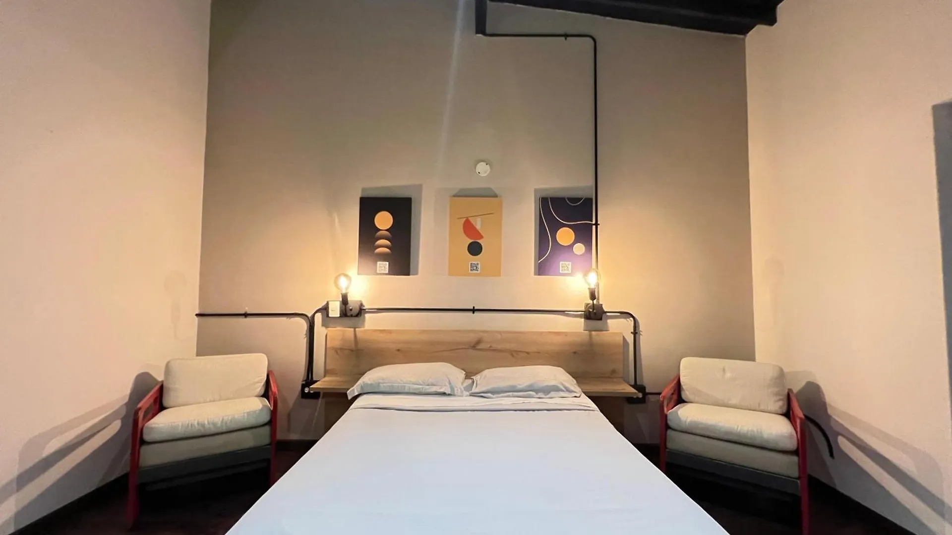 아파트 Loft Equipado En Poblado Cerca De Envigado Frn107 By Roots Rentals 메딜린